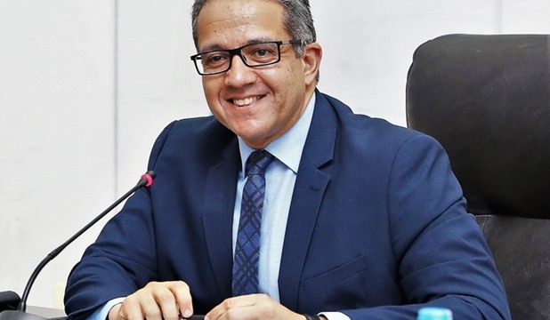 مصر ترحب بقرار القمة العربية اعتماد ترشيح خالد العناني مرشح مصر لمنصب مدير عام منظمة اليونسكو