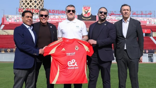فييري: سعيد بزيارة الأهلي وأتوقع بطولة عالمية مذهلة لكأس العالم للأندية