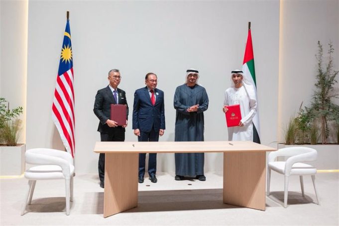 اتفاقية الشراكة الاقتصادية الشاملة بين الإمارات وماليزيا تدخل حيز التنفيذ للمساهمة في زيادة التجارة البينية غير النفطية إلى 13.5 مليار دولار بحلول 2032