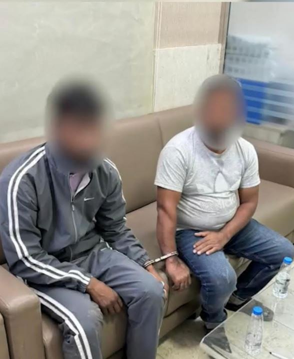 Capture Sharjah Customs foils attempt to illegally smuggle two infiltrators into country Customs officers detect infiltrators using up-to-date X-ray scanners