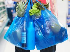 Oman plans to phase out plastic bags by 2027, but have they considered sustainable alternatives?‏