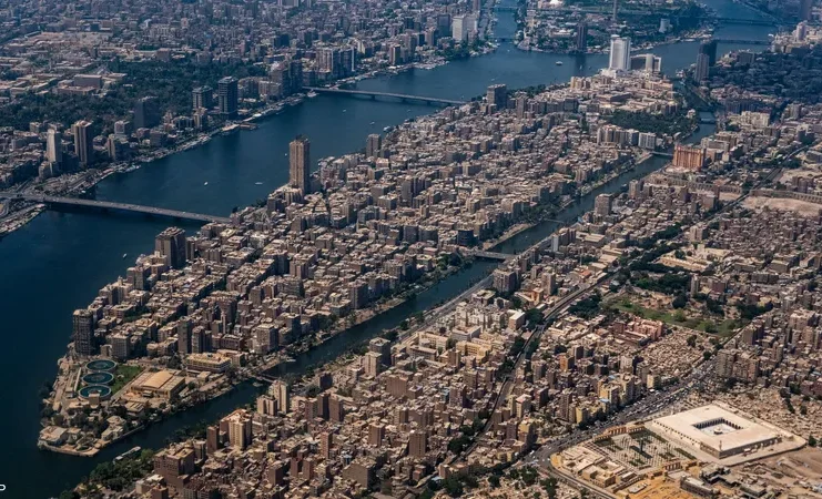 اتفاق بقيمة 24 مليار جنيه بين مجموعة القليوبي و"كيه.إس.إتش" الإماراتية لتطوير عقاري على نهر النيل