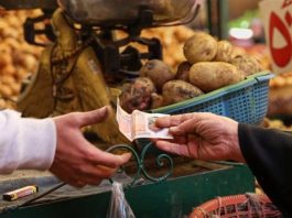 مصر: تباطؤ التضخم للشهر الرابع على التوالي.. مؤشرات إيجابية وسط تحديات قائمة