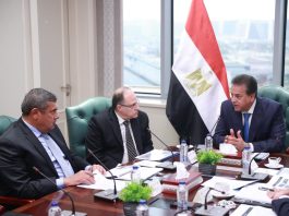وزير الصحة: استراتيجية وطنية لدعم نفاذ المستحضرات الطبية المصرية للأسواق العالمية