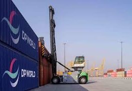 ميناء جبل علي يضاعف أسطوله الكهربائي 10 مرات ويُقلص الانبعاثات بأكثر من 10%