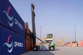 ميناء جبل علي يضاعف أسطوله الكهربائي 10 مرات ويُقلص الانبعاثات بأكثر من 10%