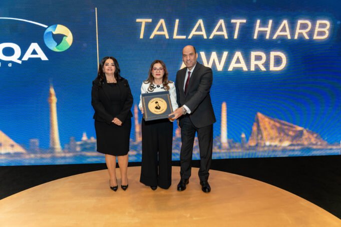 طاقة عربية تحصد جائزة طلعت حرب ضمن فعاليات قمة مصر للأفضل 2026 تقديرًا لدورها في دعم التحول نحو اقتصاد مستدام